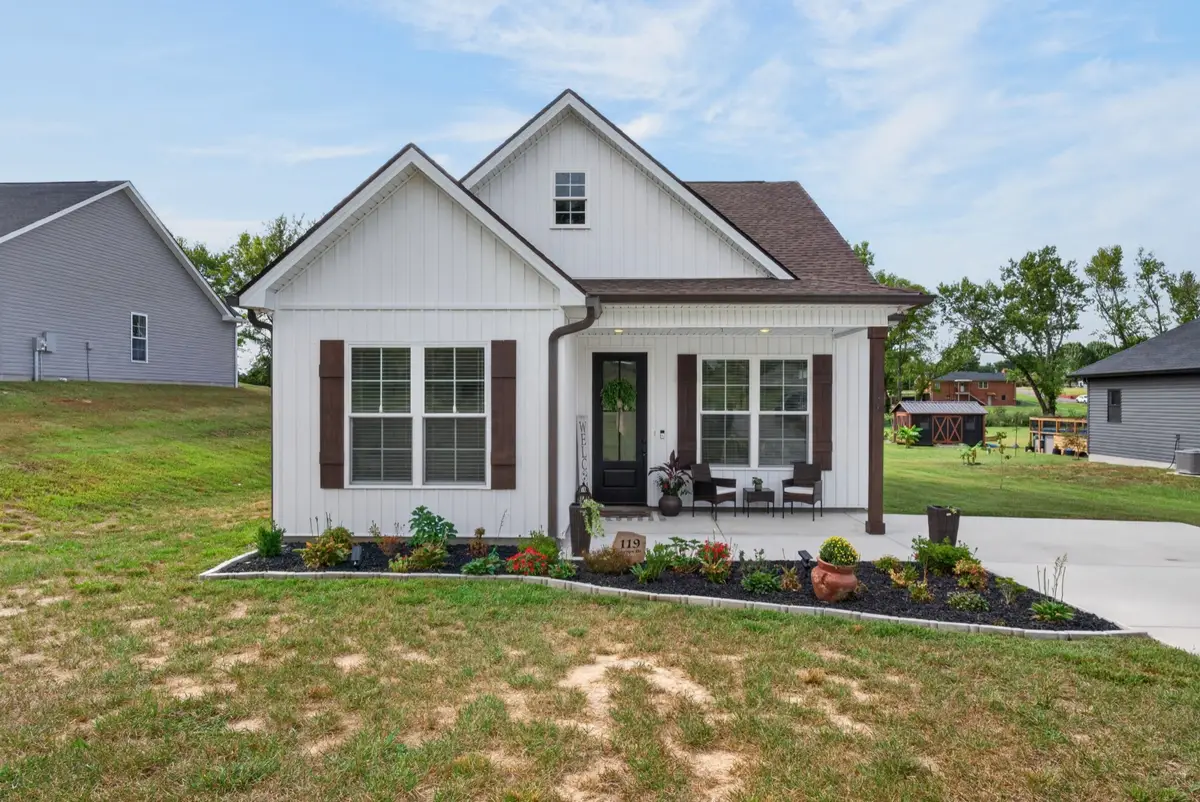 119 Lagoon Dr, McMinnville, TN 37110 - #1