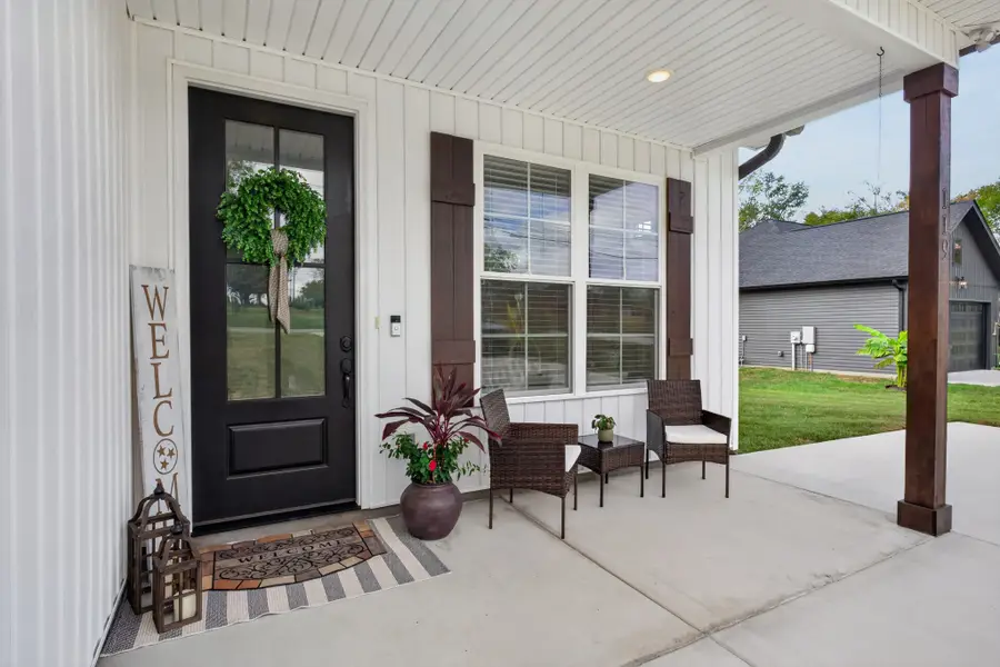 119 Lagoon Dr, McMinnville, TN 37110 - #2