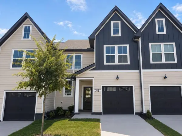 318 Panther Dr, Murfreesboro, TN 37127