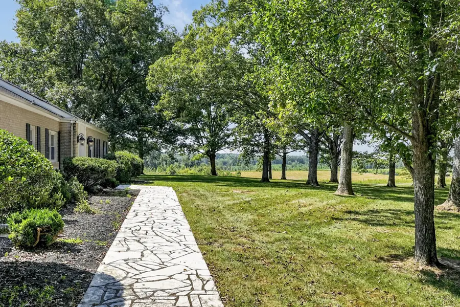 1110 Peavine Rd, Crossville, TN 38571 - #3