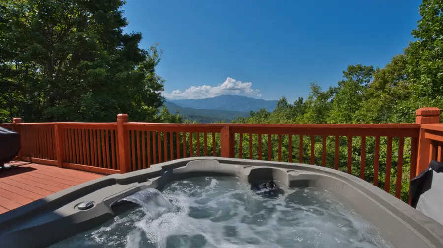 3734 Warden Branch Ln, Gatlinburg, TN 37738 - #3