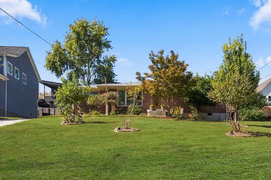 904 Mitchell Rd, Nashville, TN 37206 - #3