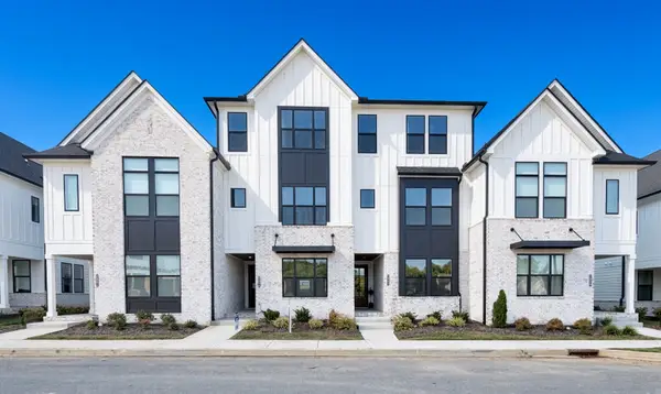 2088 Conductor Ln, Thompsons Station, TN 37179