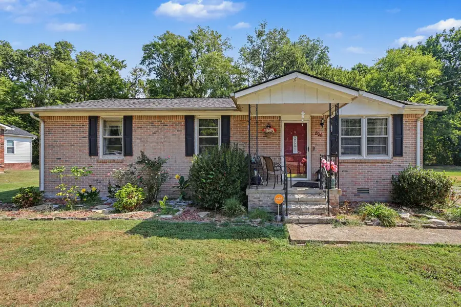 806 Hughes St, Spring Hill, TN 37174 - #2