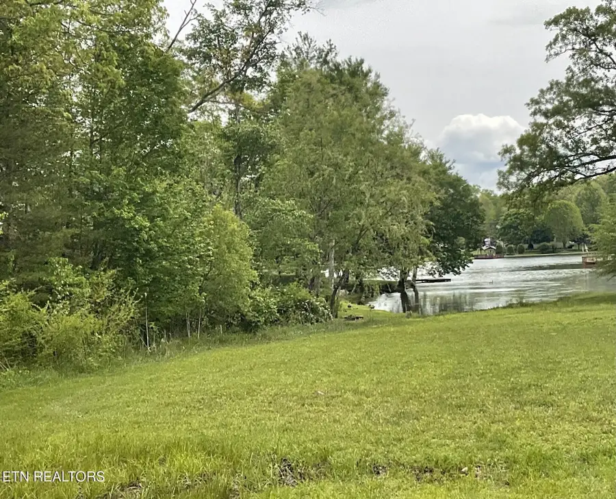 390 Deer Creek Drive, Crossville, TN 38571 - #3