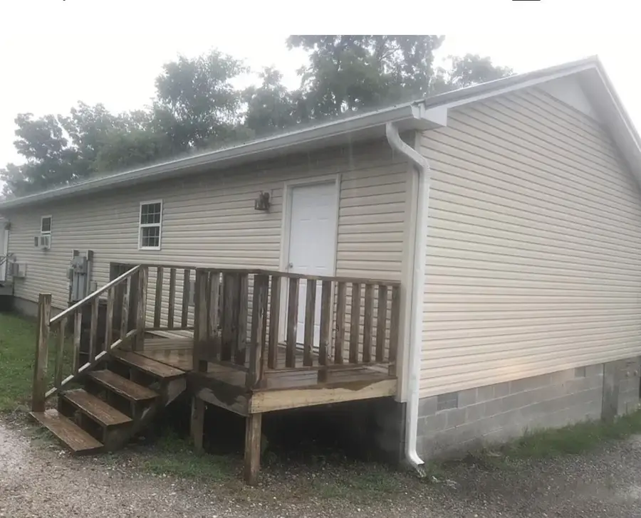 111 Creamery St, McMinnville, TN 37110 - #2