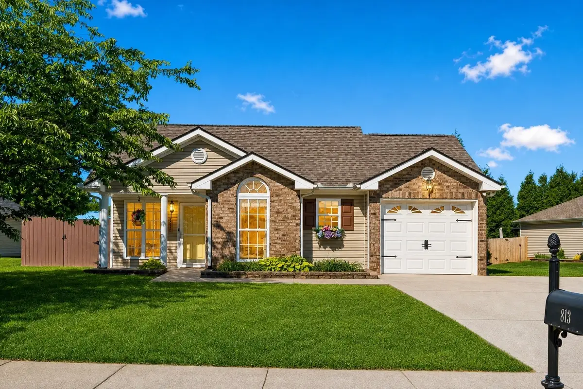 813 Magnolia Blvd, White House, TN 37188 - #1