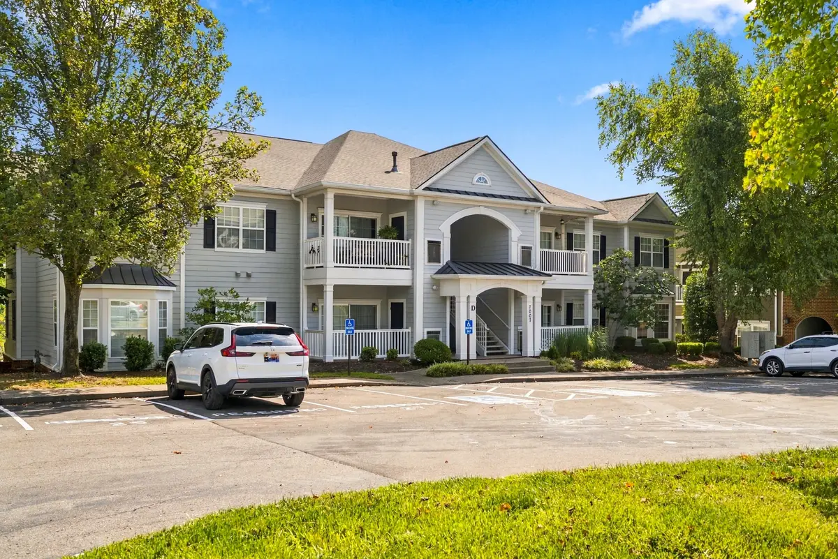7007 Lenox Village Dr #D-5, Nashville, TN 37211 - #1