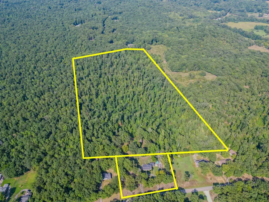 1219 Woodland Dr, New Johnsonville, TN 37134 - #2