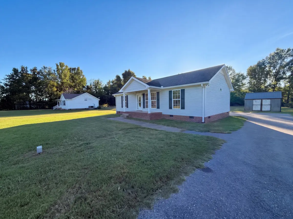 205 Woods Rd, Portland, TN 37148 - #1