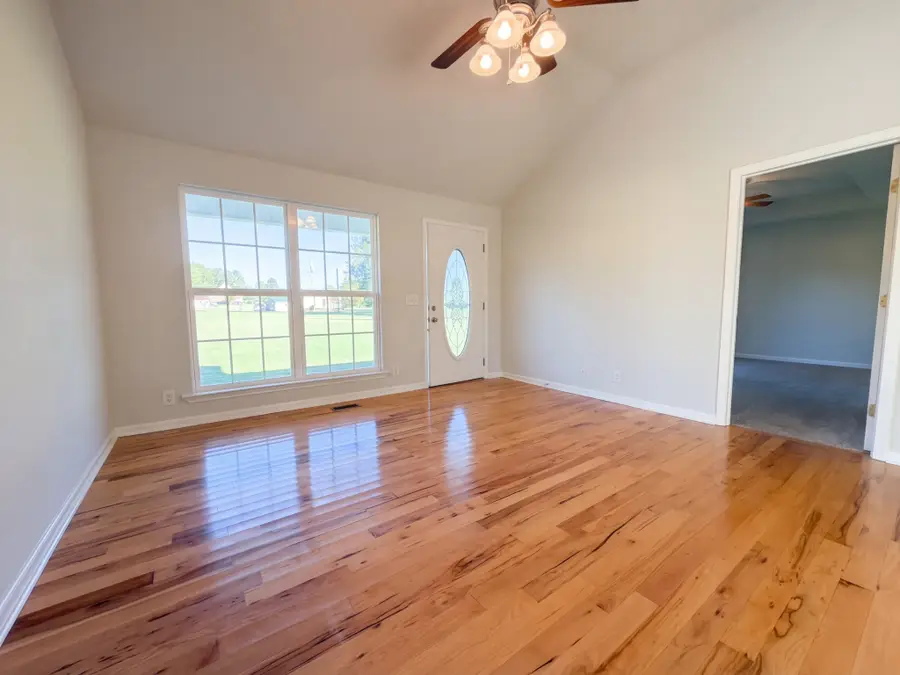 205 Woods Rd, Portland, TN 37148 - #3