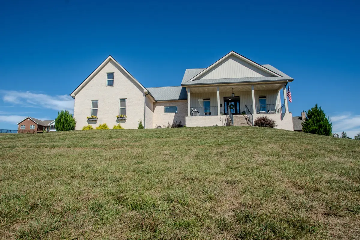 629 Winding Creek Way, Walland, TN 37886 - #1