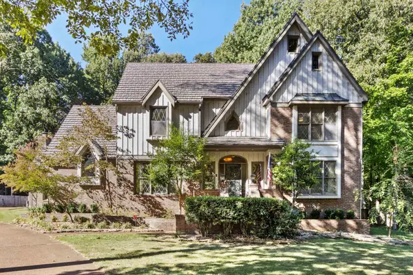 7813 Woodlark Cv, Cordova, TN 38016