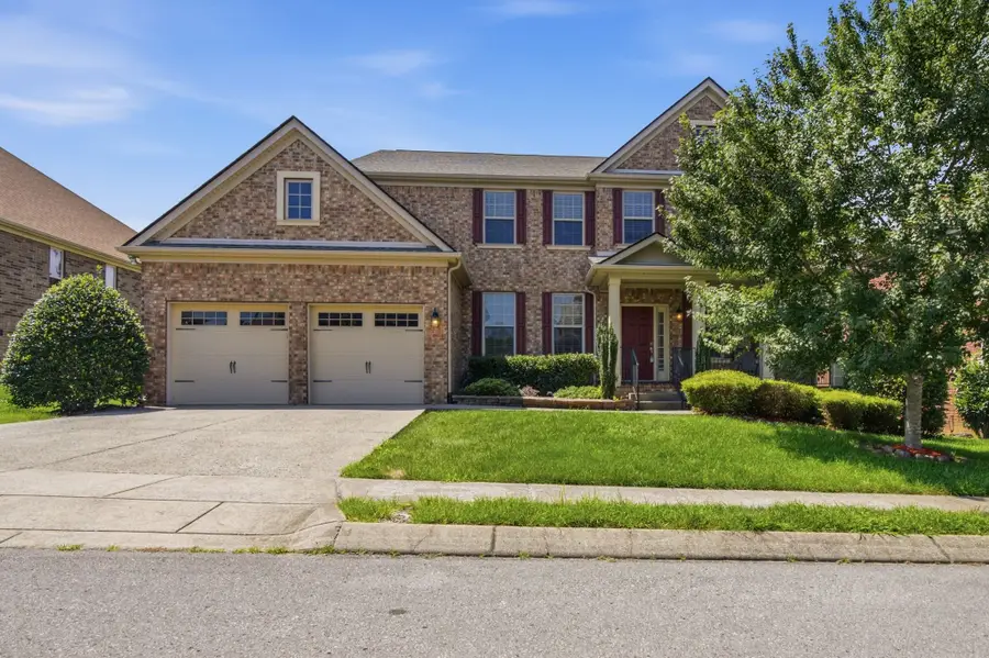 410 Valley Spring Dr, Mount Juliet, TN 37122 - #2