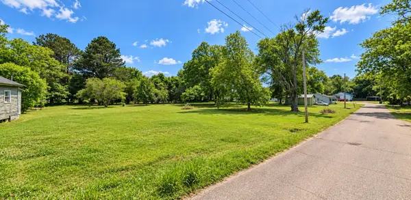 304 Holmes St, South Fulton, TN 38257