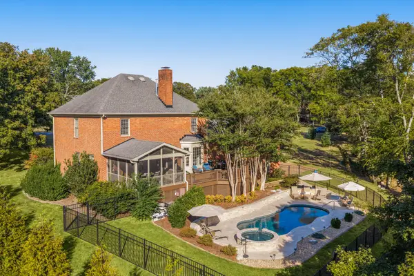9223 Shawnee Trl, Brentwood, TN 37027