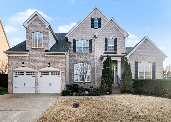 8816 Caswick Ct, Nolensville, TN 37135