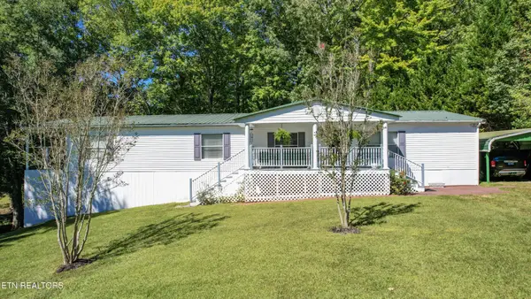 706 Shaw Mountain Rd, Tellico Plains, TN 37385
