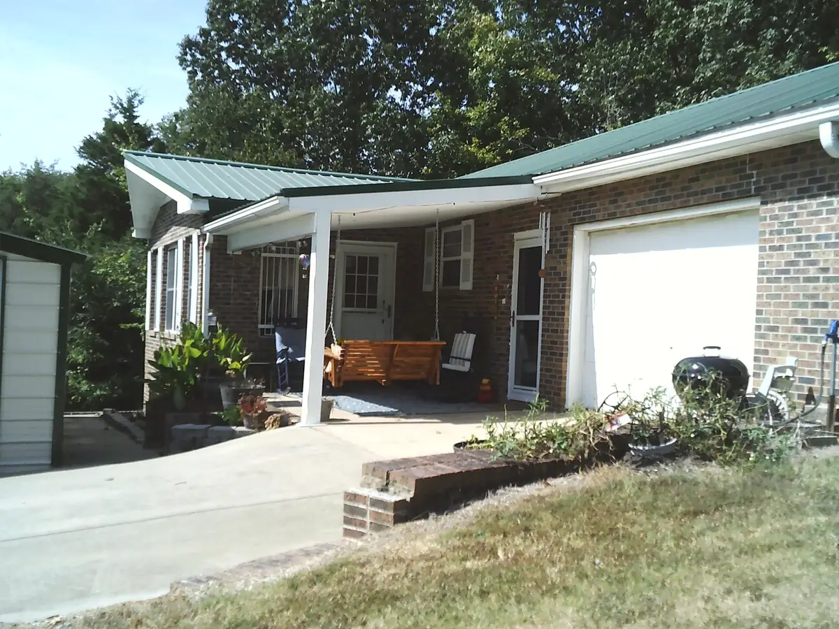 104 Tobaccoport Dock Rd, Bumpus Mills, TN 37028 - #1
