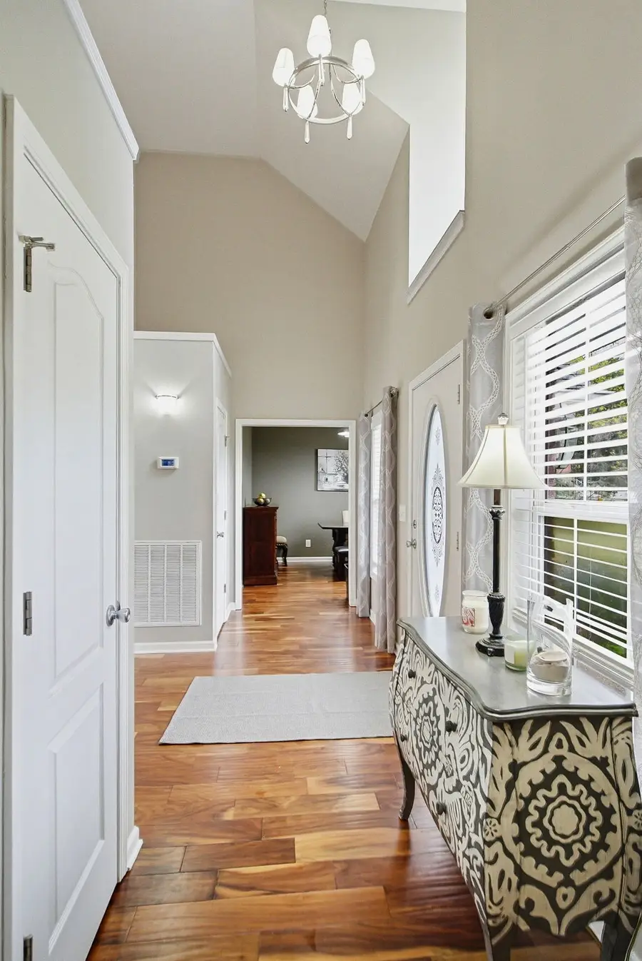 1002 Washington Dr, Cottontown, TN 37048 - #2