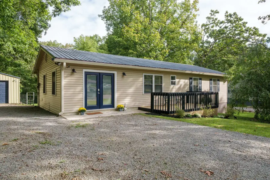 240 Birchwood Dr, Crossville, TN 38555 - #2