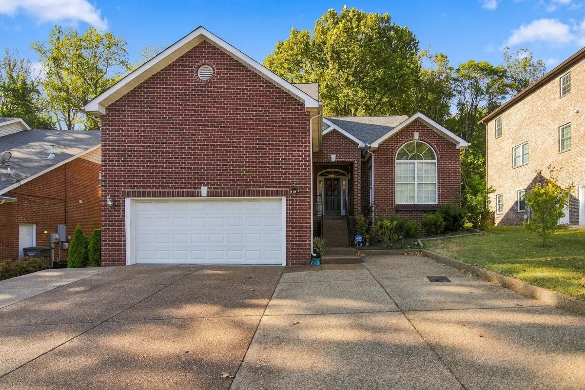 6705 Autumn Oaks Dr, Brentwood, TN 37027 - #1