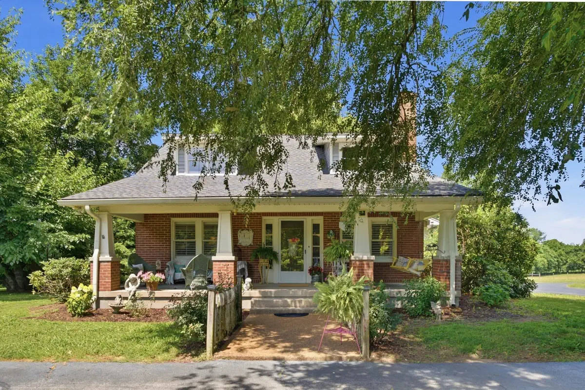 445 Carters Creek Pike, Columbia, TN 38401 - #1