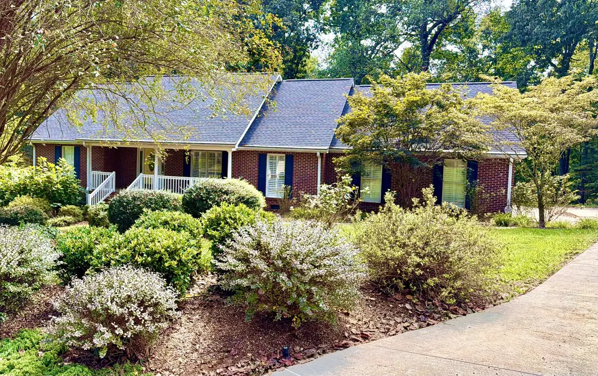 2915 Kensington St, Athens, TN 37303 - #1