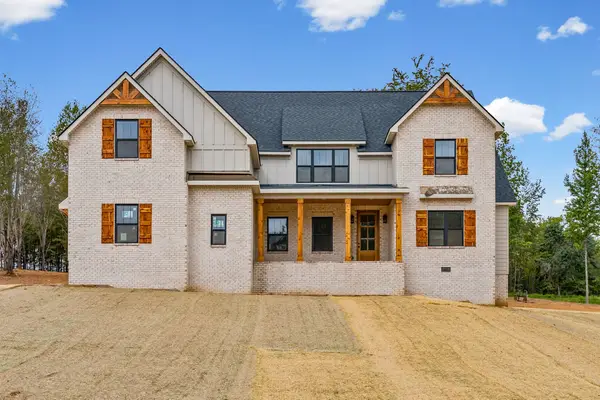 1902 Muddy Branch Rd, Clarksville, TN 37043