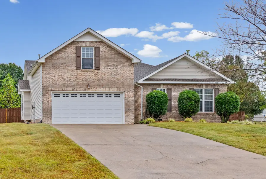 3387 Poplar Hl, Clarksville, TN 37043 - #2