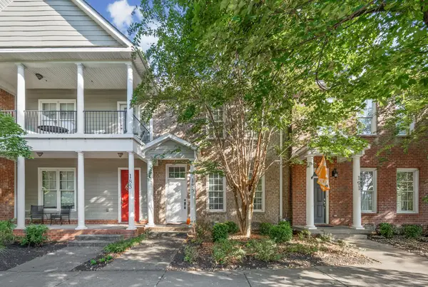 185 Augusta Ave, Pleasant View, TN 37146