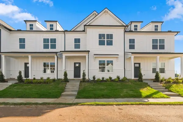 211 Martindale Lane, Clarksville, TN 37043