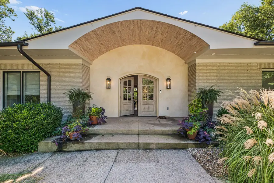 4301 Lillywood Rd, Nashville, TN 37205 - #3
