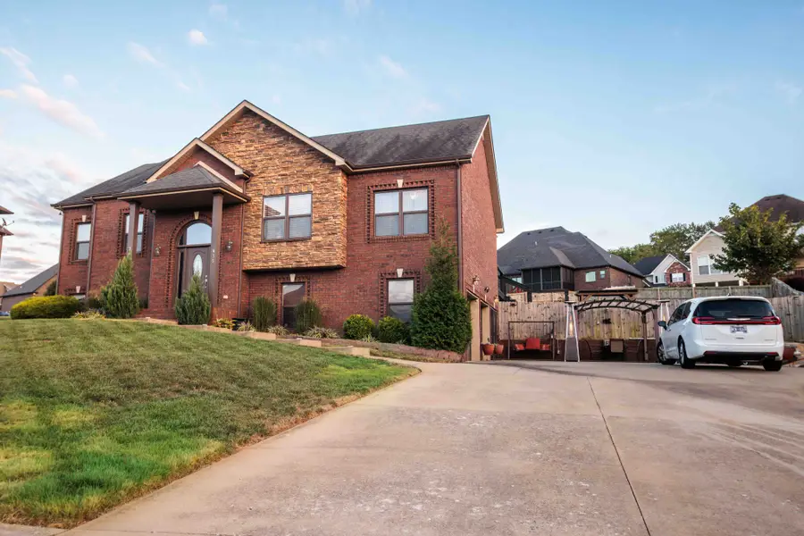 935 Spring Terrace Ct, Clarksville, TN 37040 - #3