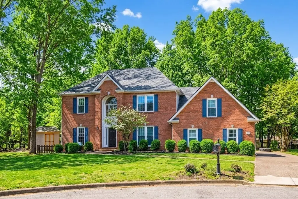 206 Longwood Ln, Clarksville, TN 37043 - #1
