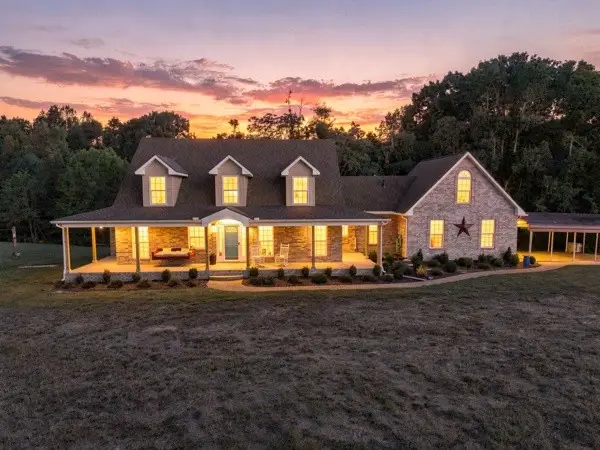 389 Ben Albert Rd, Cottontown, TN 37048 - #1