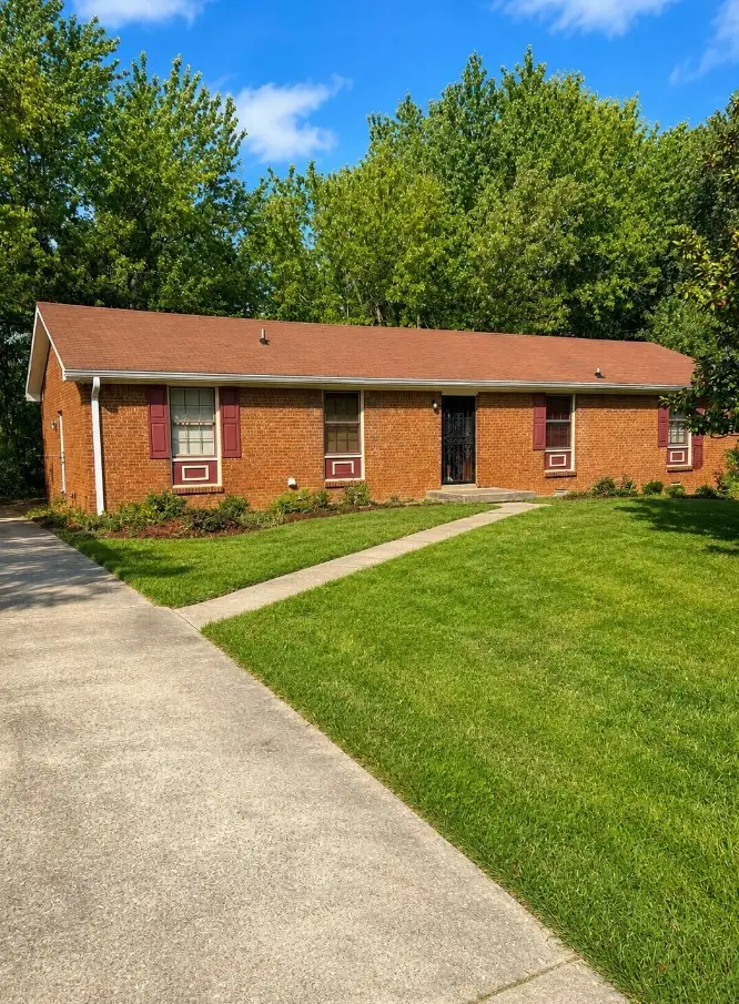 325 Ridgeline Dr, Clarksville, TN 37042 - #1