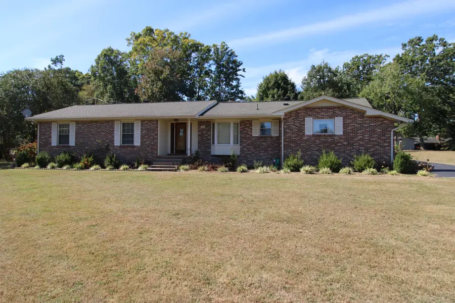 1405 Flippin Dr, Lafayette, TN 37083 - #3