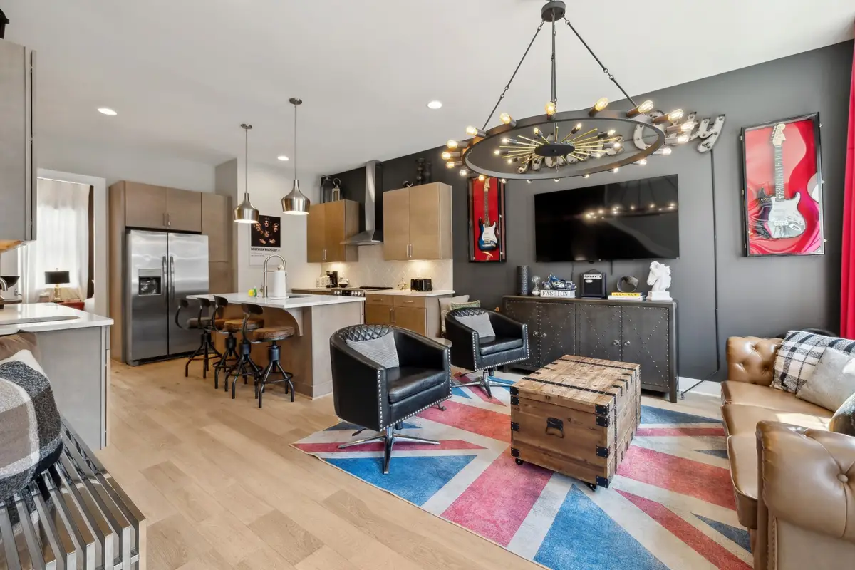 1407 Napoleon St, Nashville, TN 37207 - #1