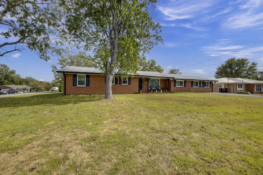 1019 Primrose Dr, Greenbrier, TN 37073 - #2