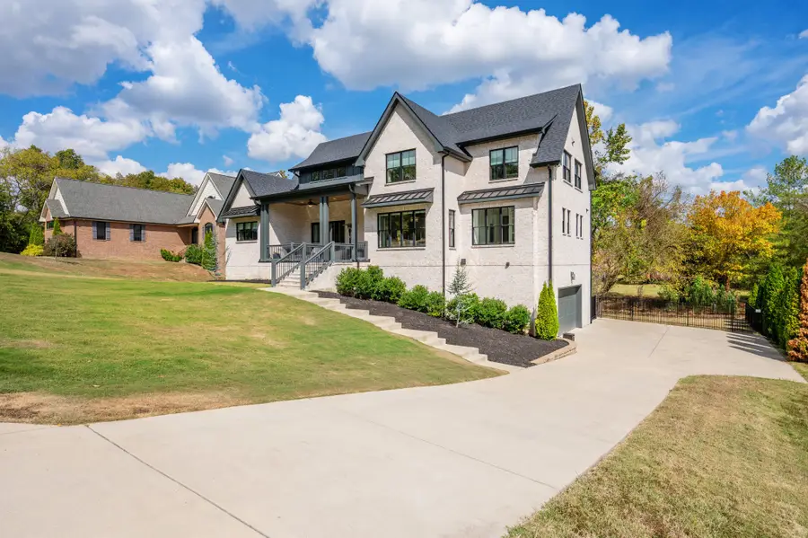 403 Barnes Dr, Lebanon, TN 37087 - #2
