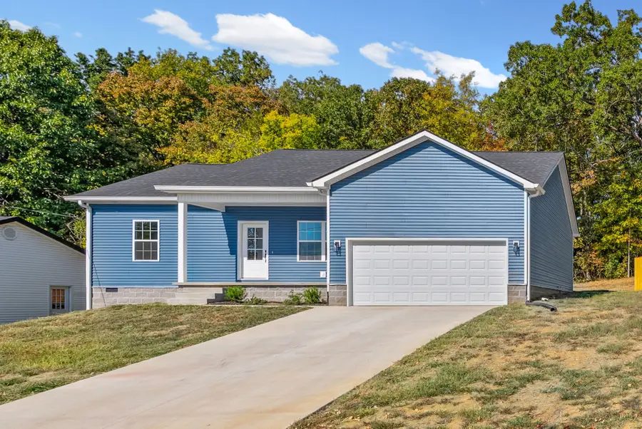 318 Pine Hill Dr, Hopkinsville, KY 42240 - #2