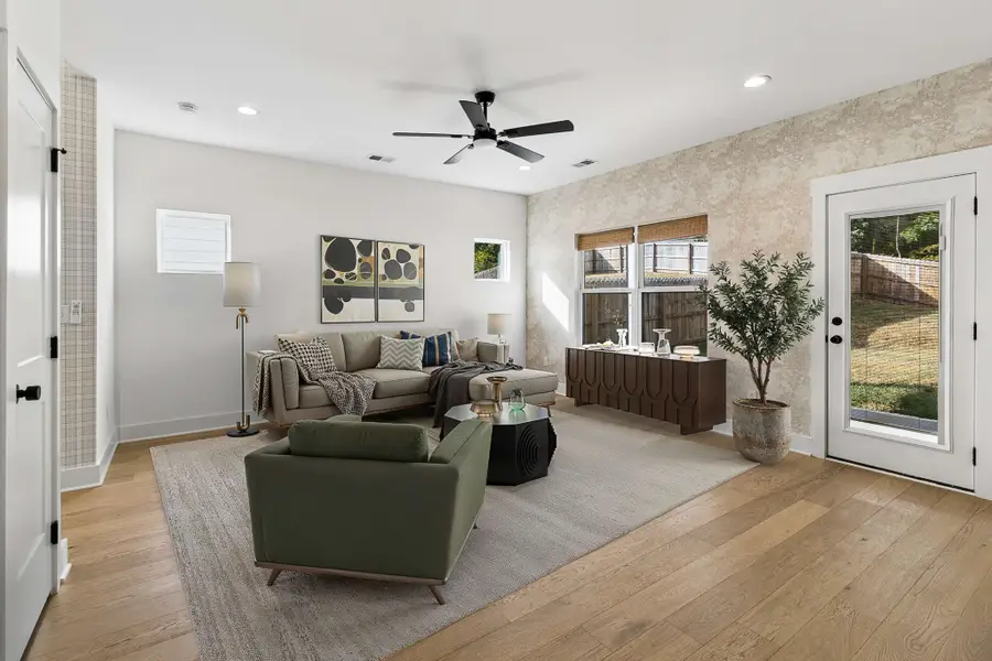 2025 Pleasant Cv, Nashville, TN 37214 - #3