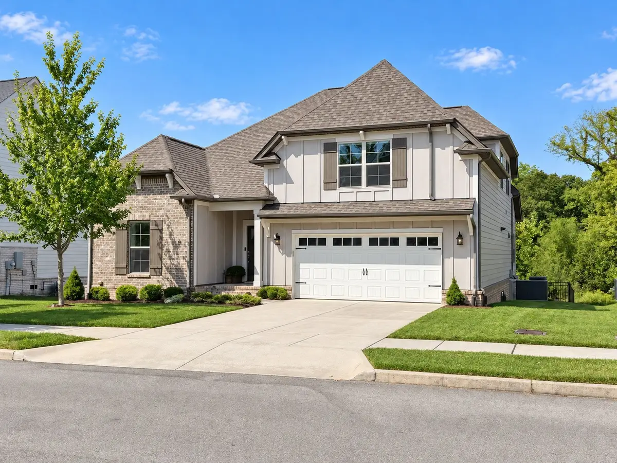 2512 Wellesley Square Dr, Thompsons Station, TN 37179 - #1