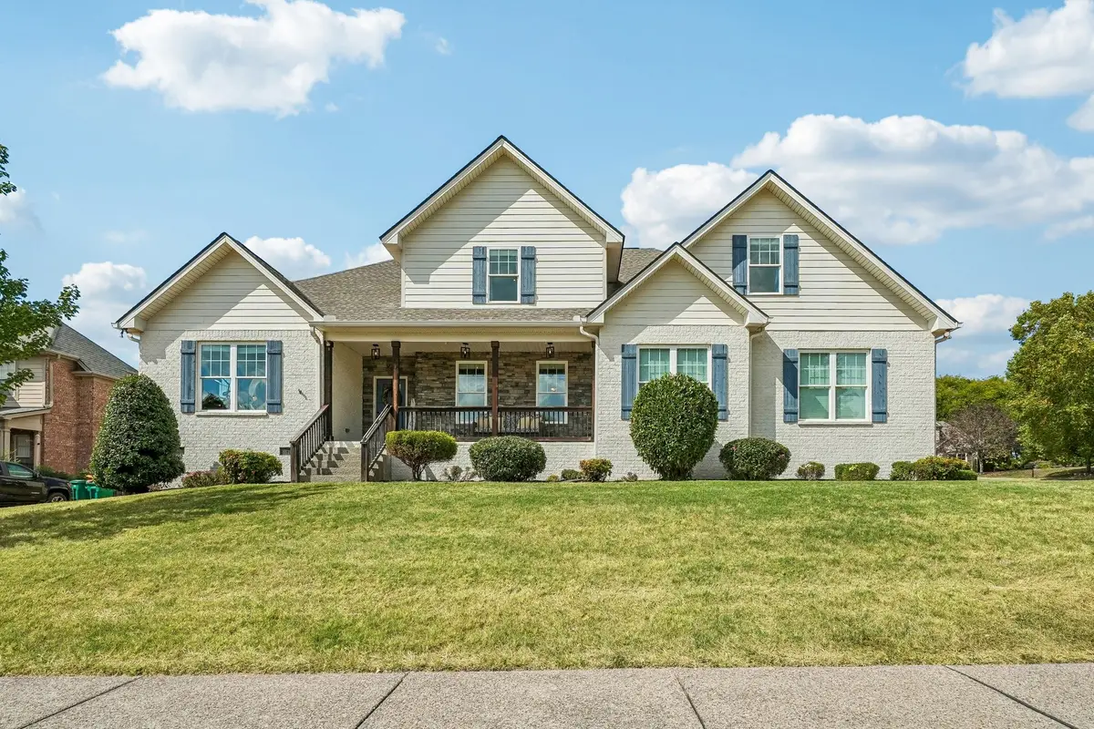 1359 Round Hill Ln, Spring Hill, TN 37174 - #1