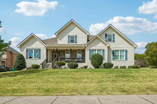 1359 Round Hill Ln, Spring Hill, TN 37174