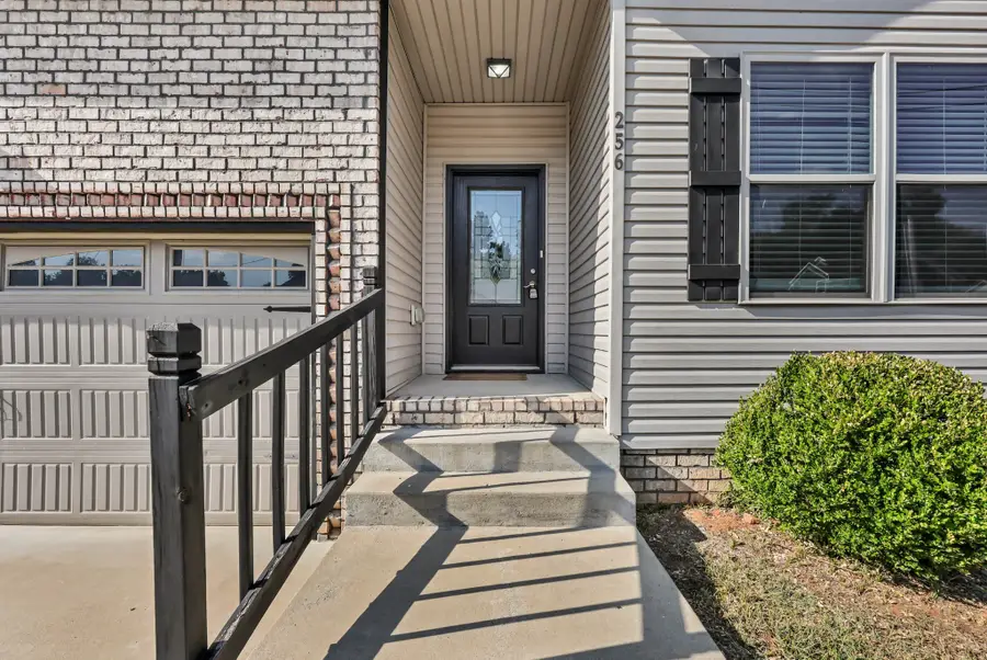 256 Azalea Dr, Oak Grove, KY 42262 - #3