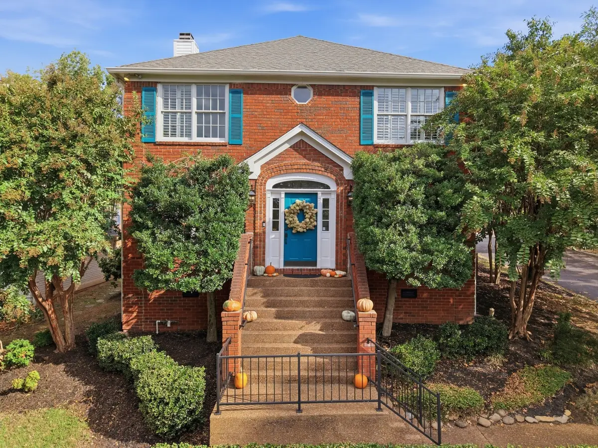 72 Ravenwood Hills Cir, Nashville, TN 37215 - #1