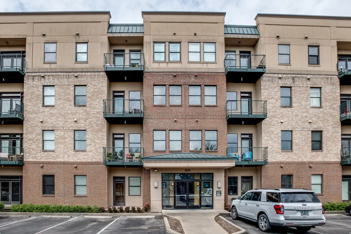 2201 8th Ave S #104, Nashville, TN 37204 - #1