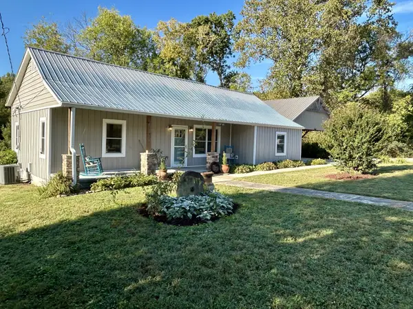 1671 Dry Creek Rd, McMinnville, TN 37110